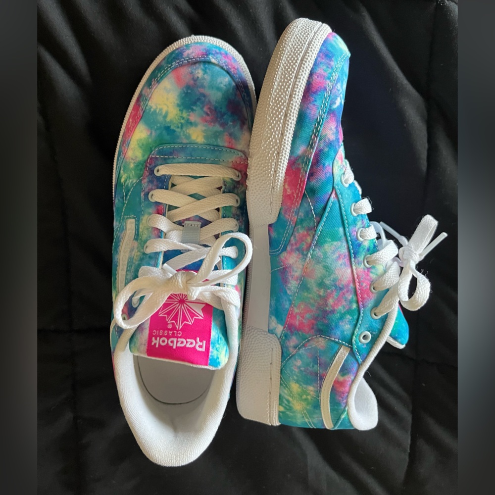 Classic Reebok tie dye - Picture 3 of 5